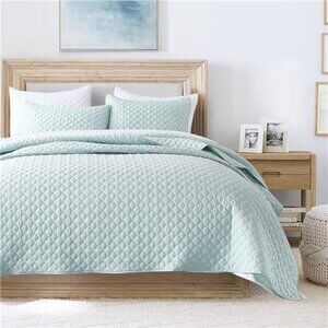 HOME Quilt Queen Size Aqua Blue, Lightweight Quilt for Summer